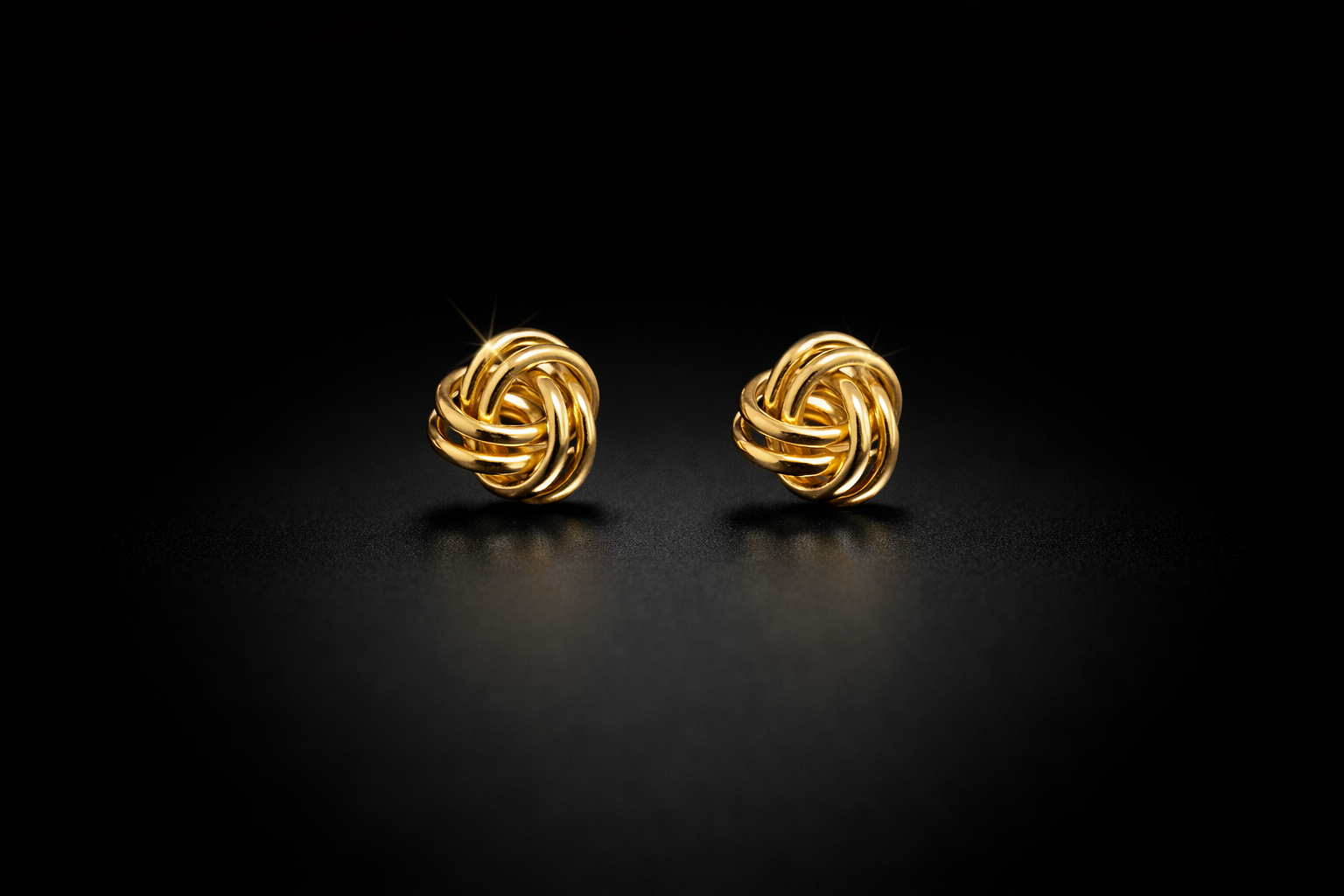 Fine 10K Gold Earrings for an Unforgettable Style