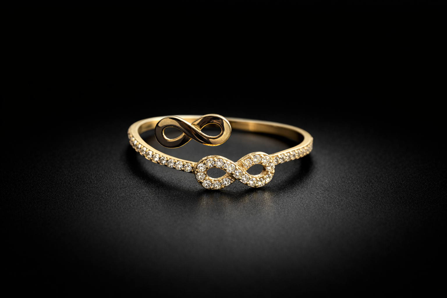 10k gold ring with the sign of infinity very beautiful